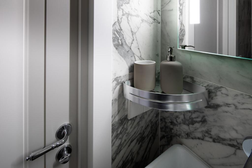 Raina Boulevard Exclusive Design By The Park Huoneisto