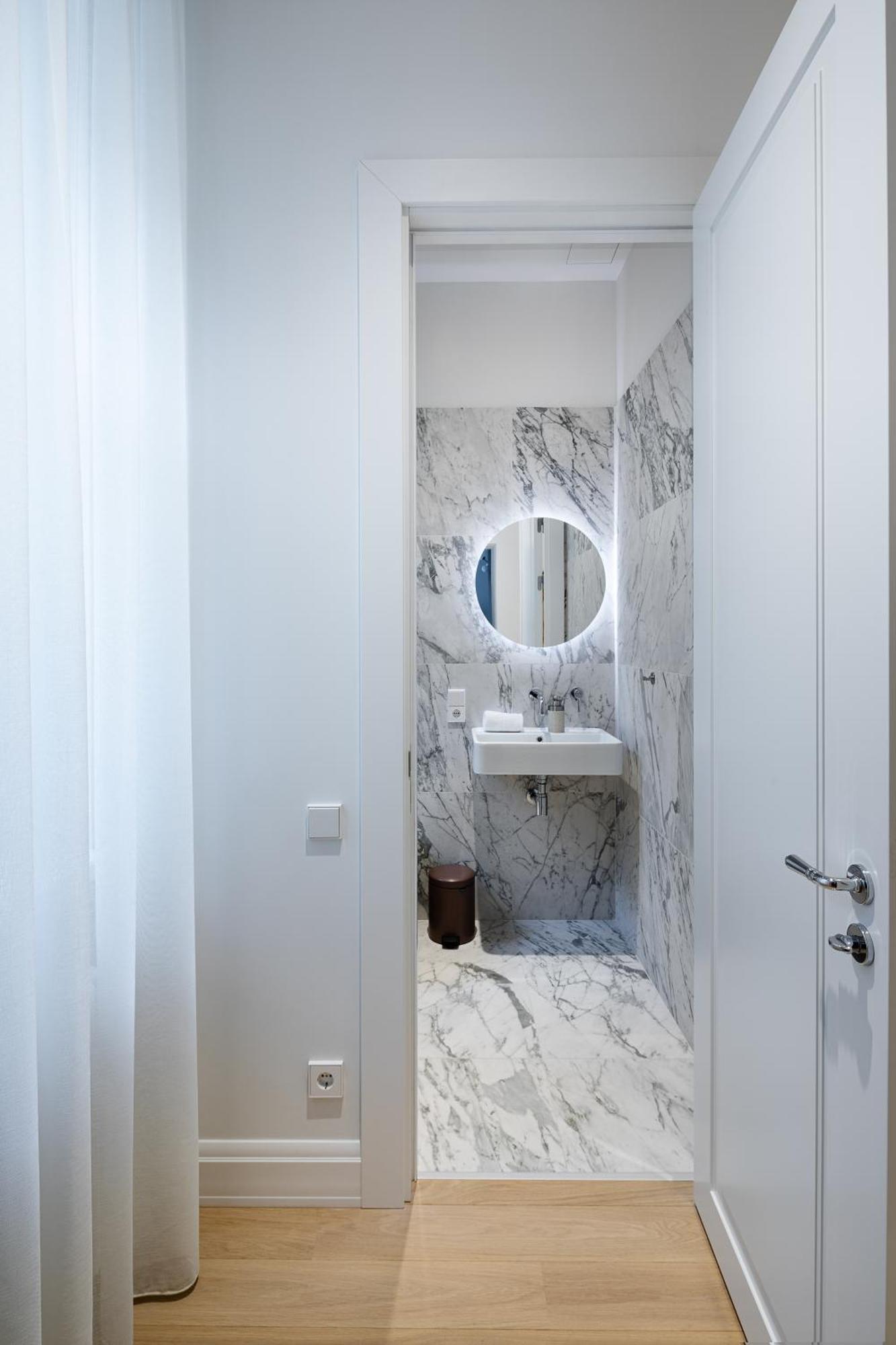 Dzīvoklis Raina Boulevard Exclusive Design By The Park Riga